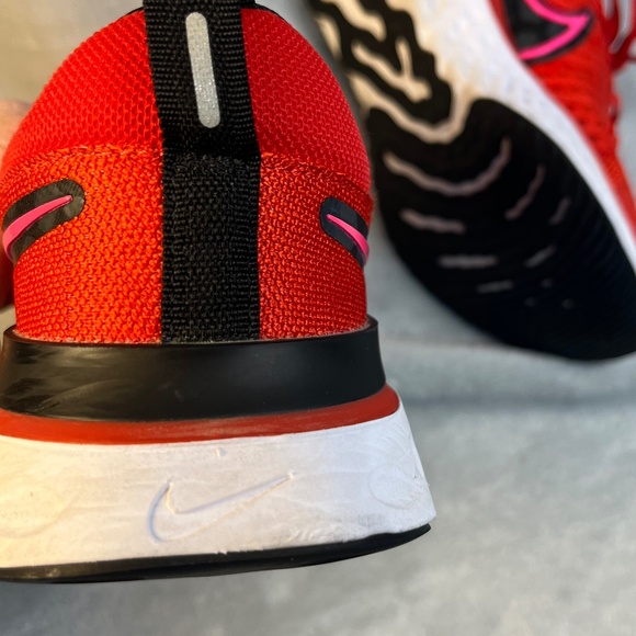 NIKE Women's React Infinity Running Shoes sz 7.5 Good Used Condition Red-Orange - Picture 4 of 13